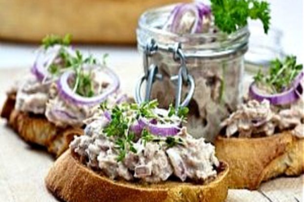 Smoked Tuna Crostini Recipe