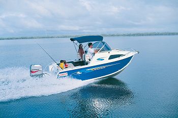 Stacer WaveRunner 549 boating lifestyle