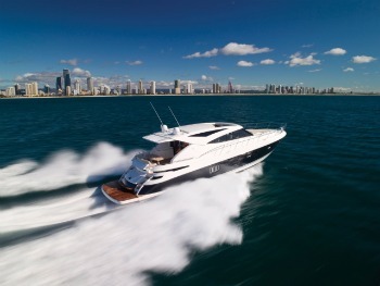 riviera-5800-sport-yacht-with-ips.jpg